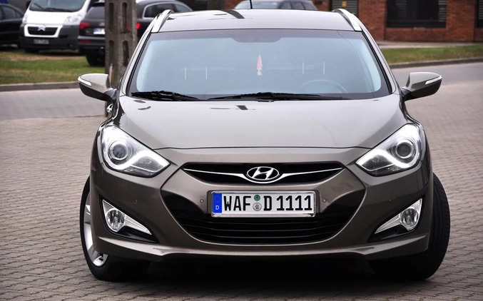 Hyundai i40 cena 36900 przebieg: 204000, rok produkcji 2013 z Pruchnik małe 742